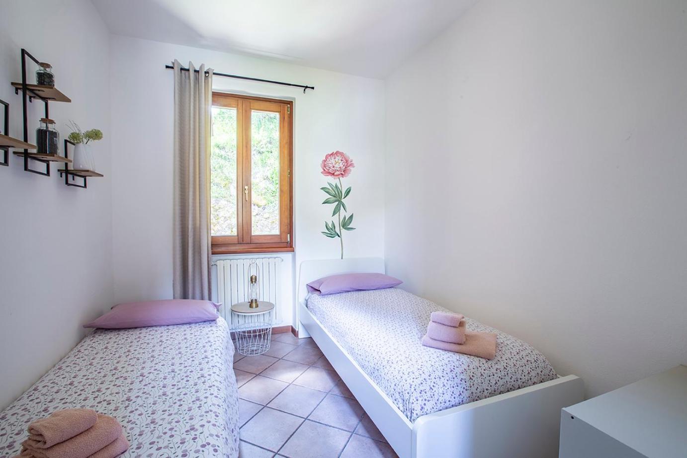 L'Acero Rosso - Giardino Privato E Box Auto Villa Menaggio Eksteriør bilde