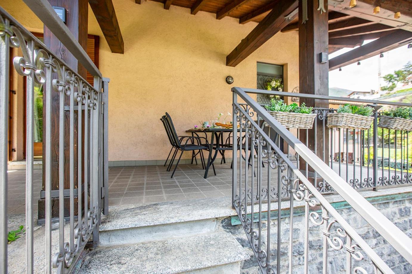 L'Acero Rosso - Giardino Privato E Box Auto Villa Menaggio Eksteriør bilde